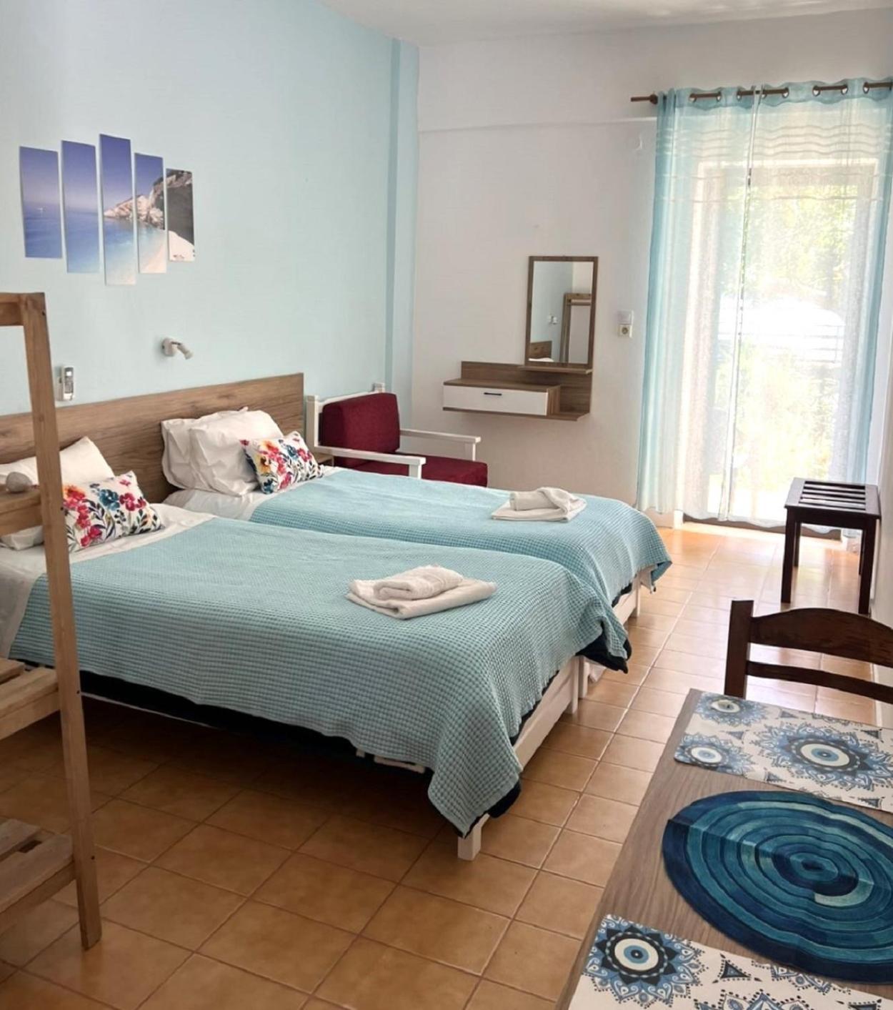 Milos Studios & Beach House فراكوكاستيلو المظهر الخارجي الصورة